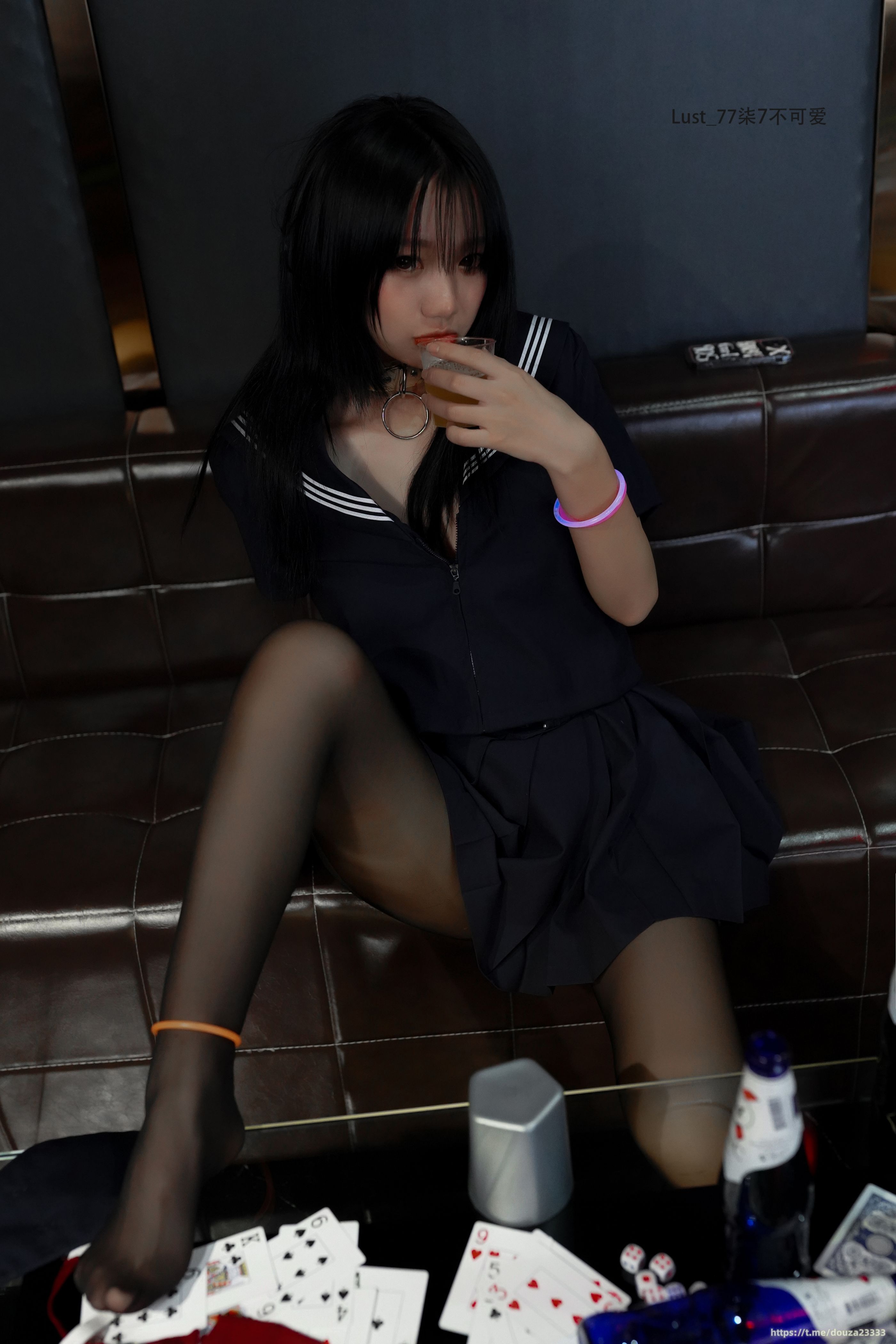 柒柒不可爱 反差JK少女[182P-2.51G](2)