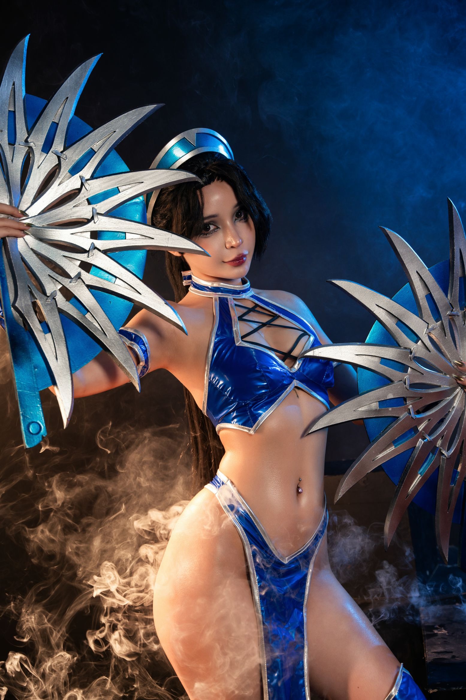 Umeko J cosplay Kitana - Mortal Kombat(64)