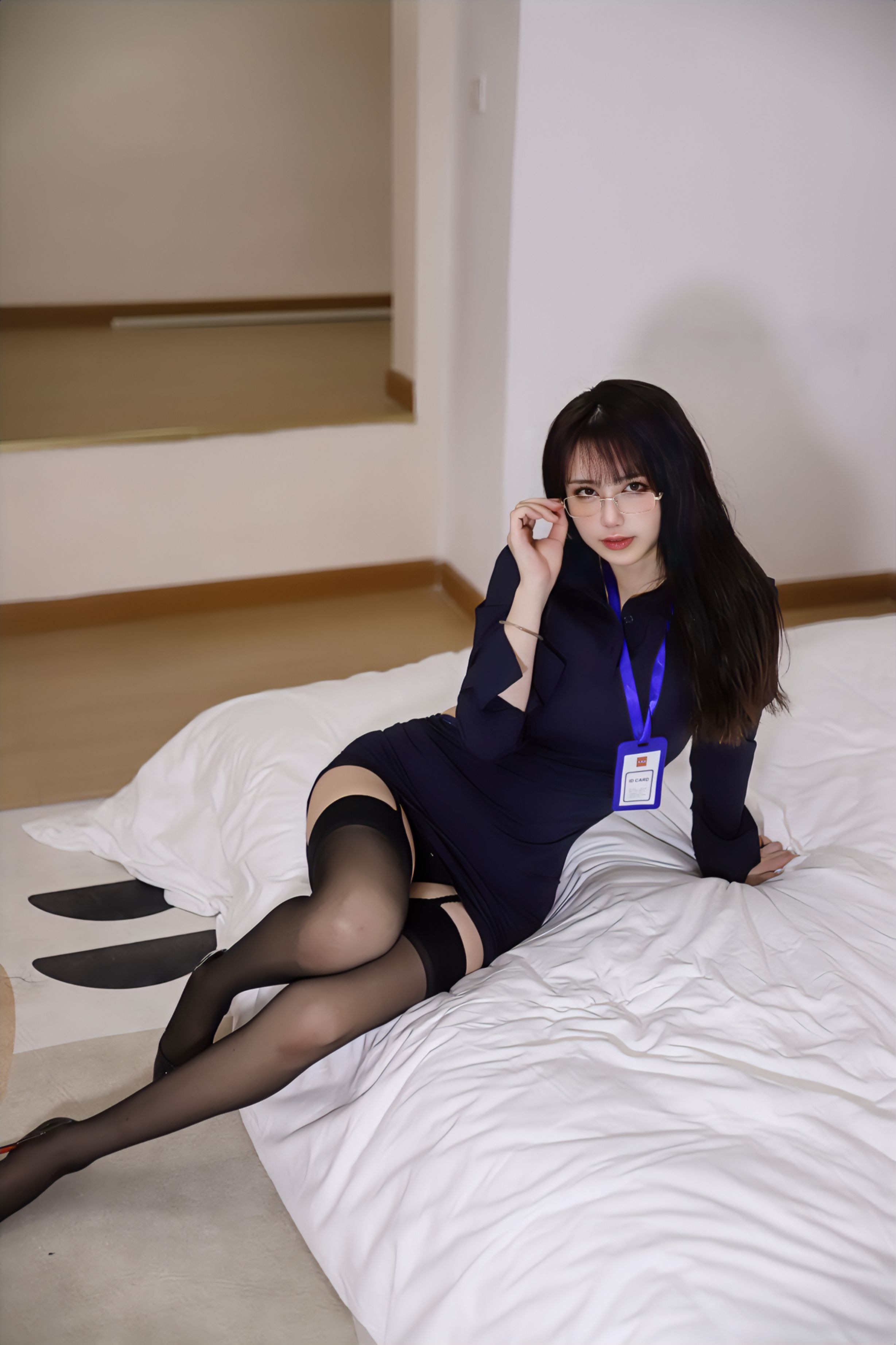 Tina很妖孽呀 职业装秘书[44P-398MB](26)