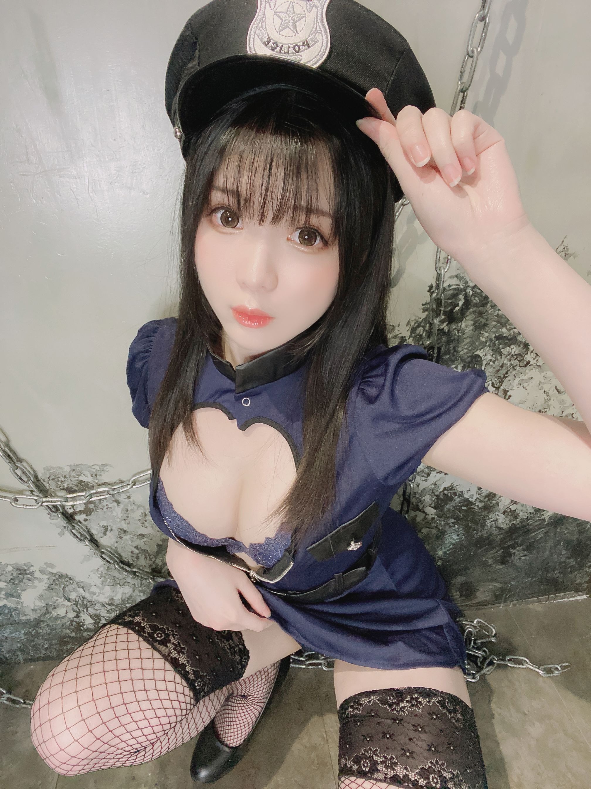 2022-02-18 ポリス? [22P-164MB](19)