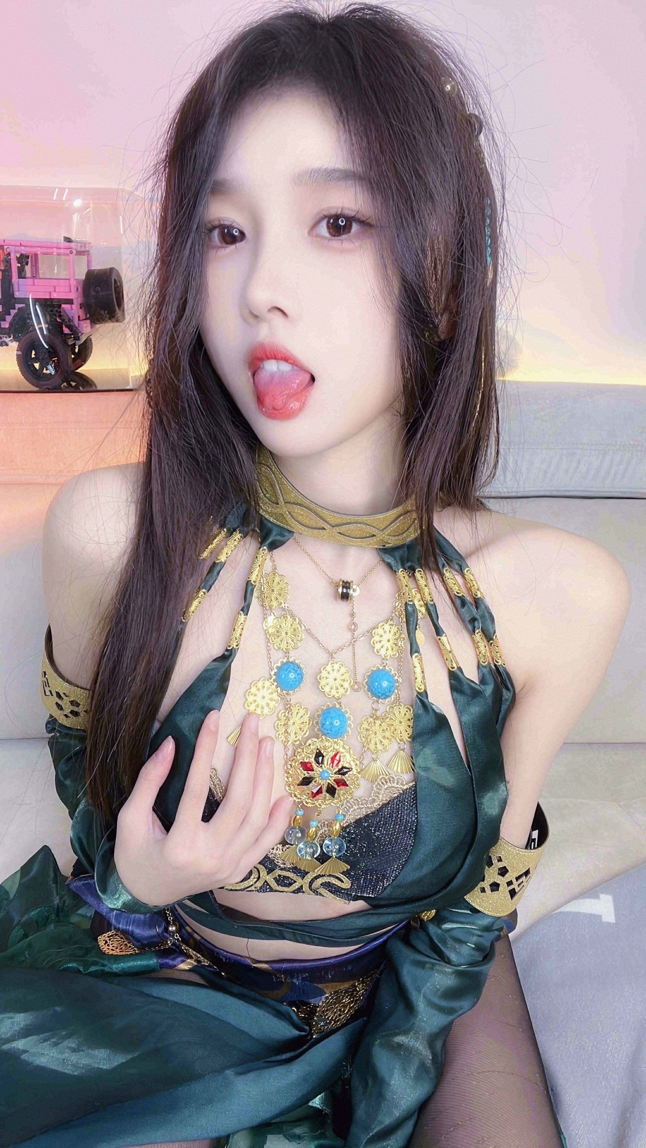 小奶瓶儿 迦南 / 纯欲吊带(21)