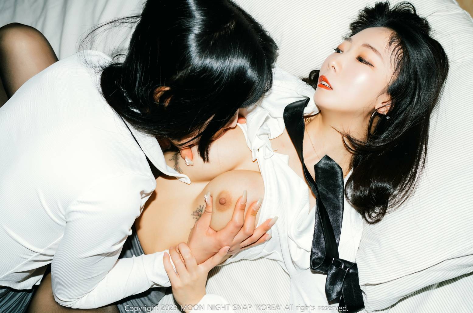 Moon Night Snap Mona x Yunjin - Close(70)