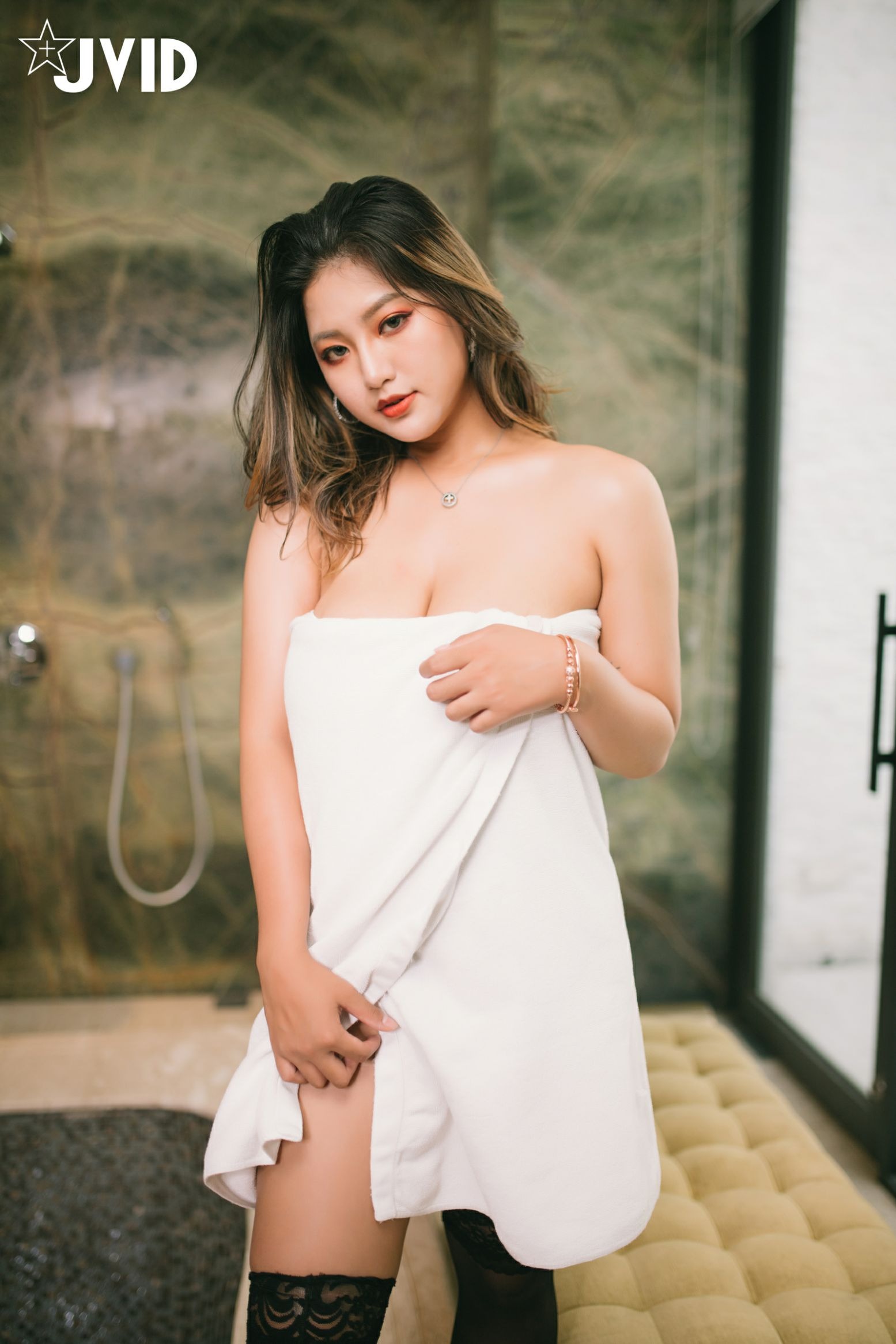 JVID Agelia – 身体按摩(20)