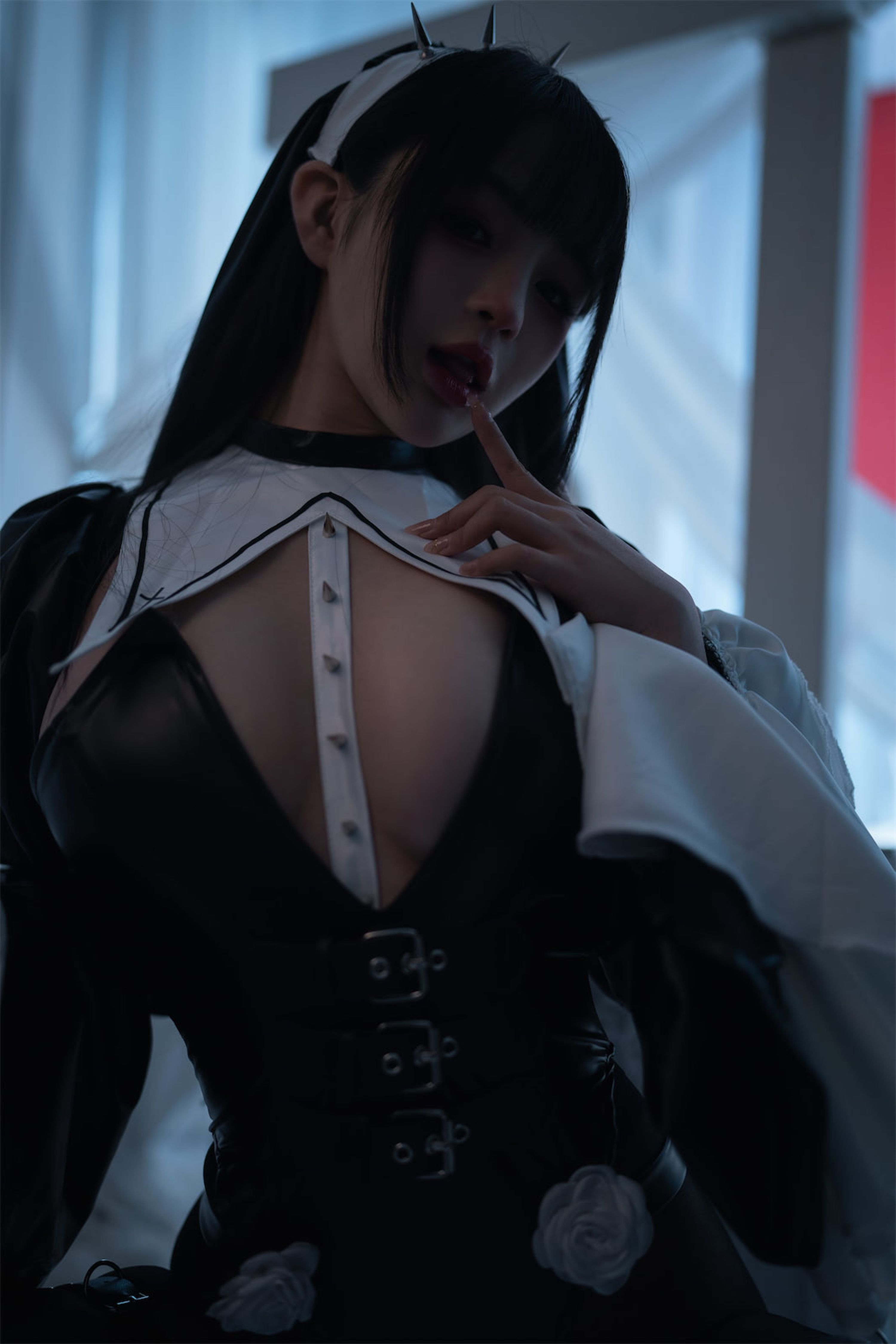 桜井宁宁 皮衣修女(16)