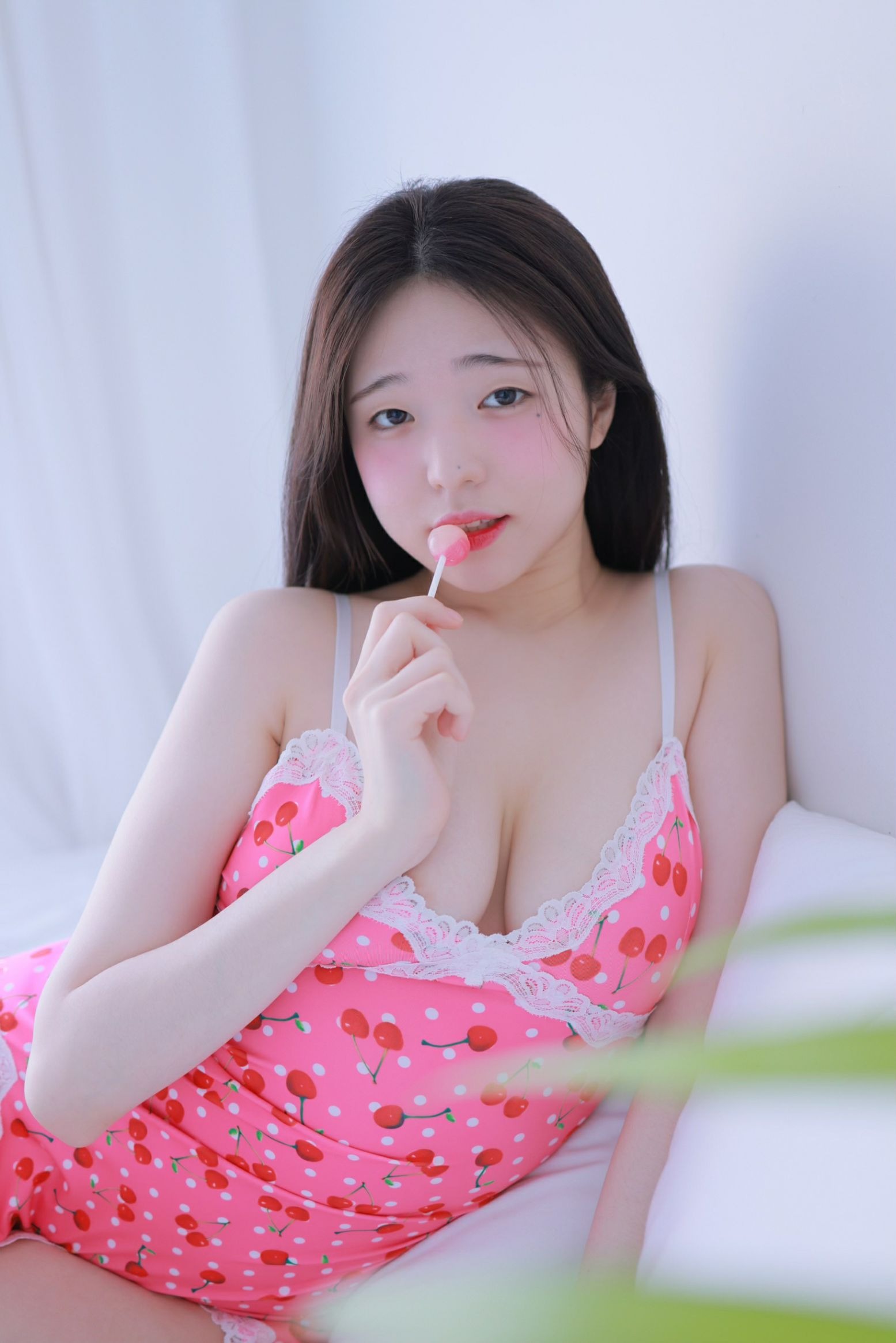 Yeon Woo - Cherry + Candy(43)