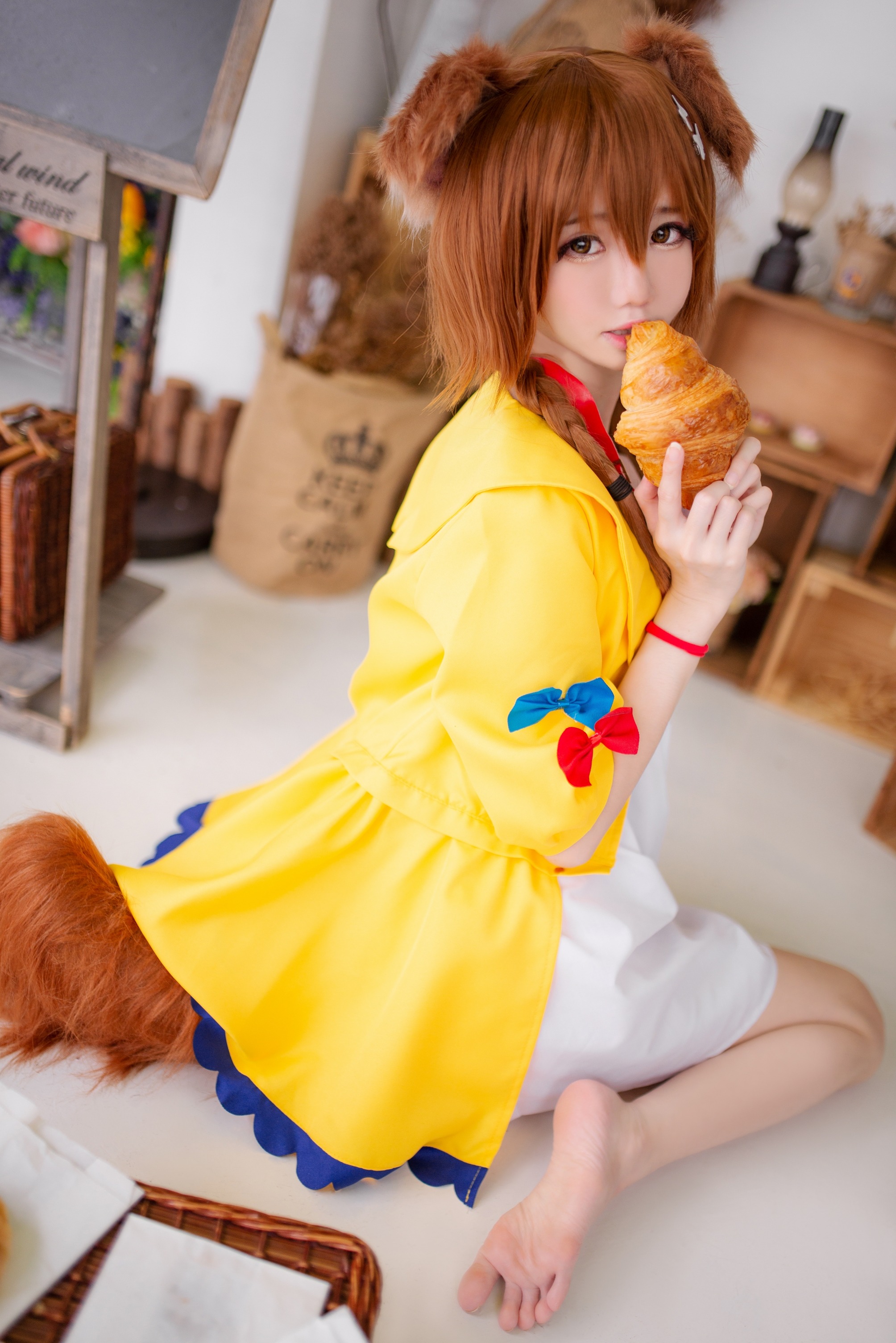 Sally Dorasnow - Inugami Korone [32P-80MB](27)