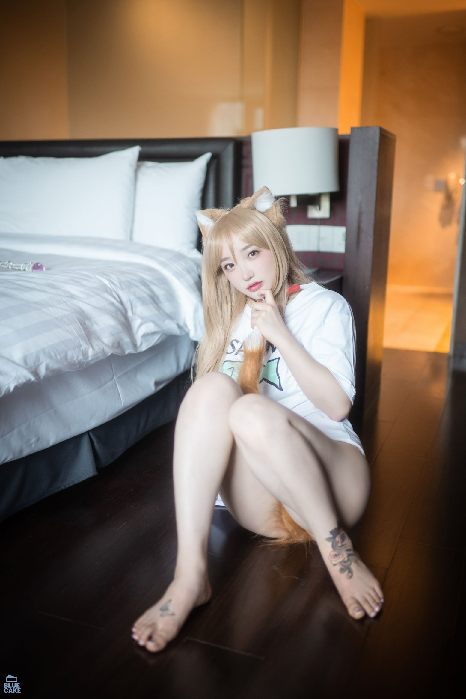 [BLUECAKE] YeEun (손예은) – Puss Puss RED.Ver + COSPLAY(2)